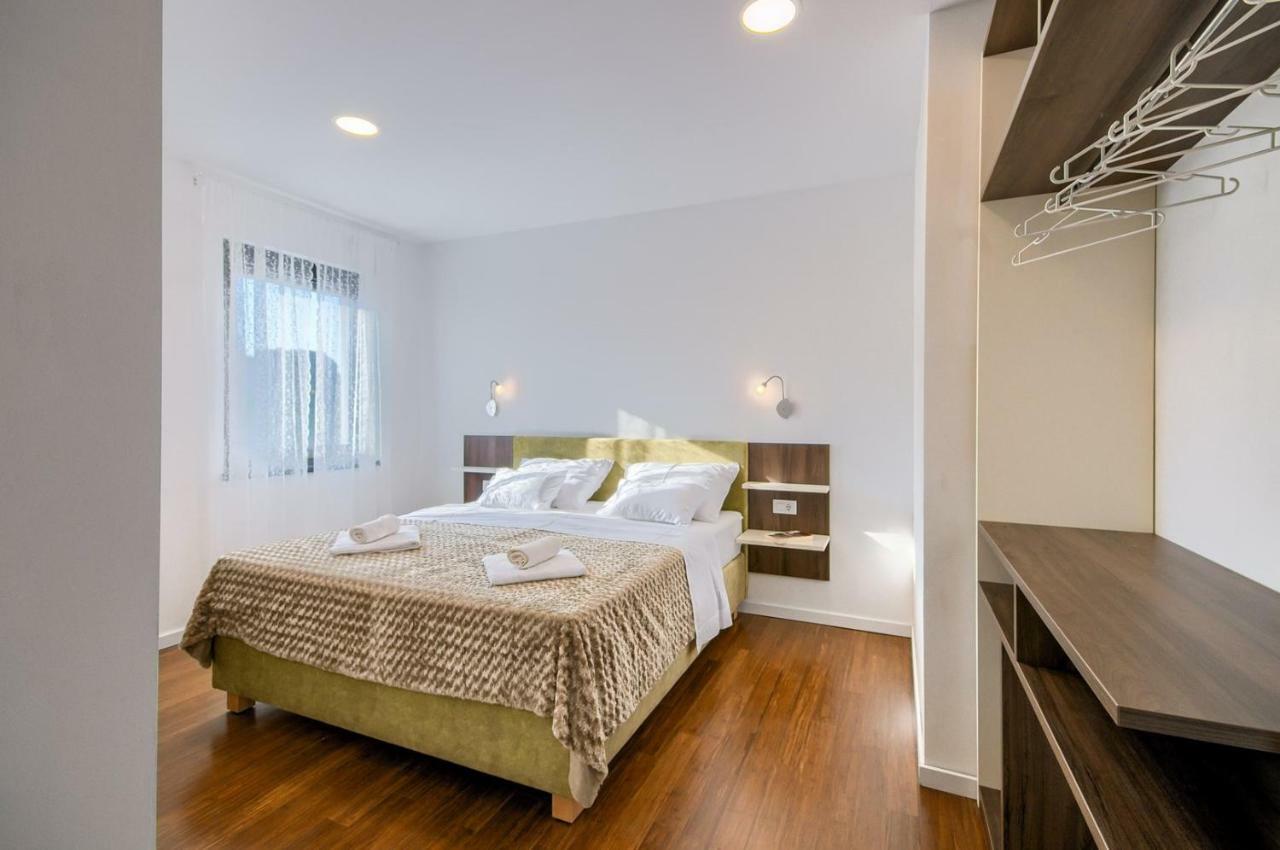 Rooms K&T Sea Side Luxury Pula Exterior foto